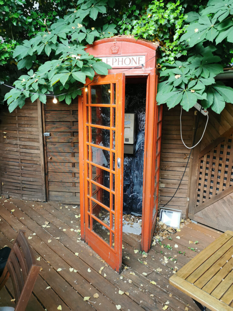 Telefonzelle Schindelhaus
